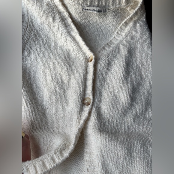 Abercrombie Women's Cardigan Sweater - Picture 2 of 3